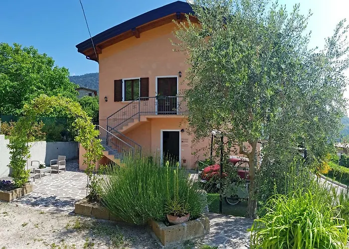 Casa Gina Garden&view by Gardadomusmea