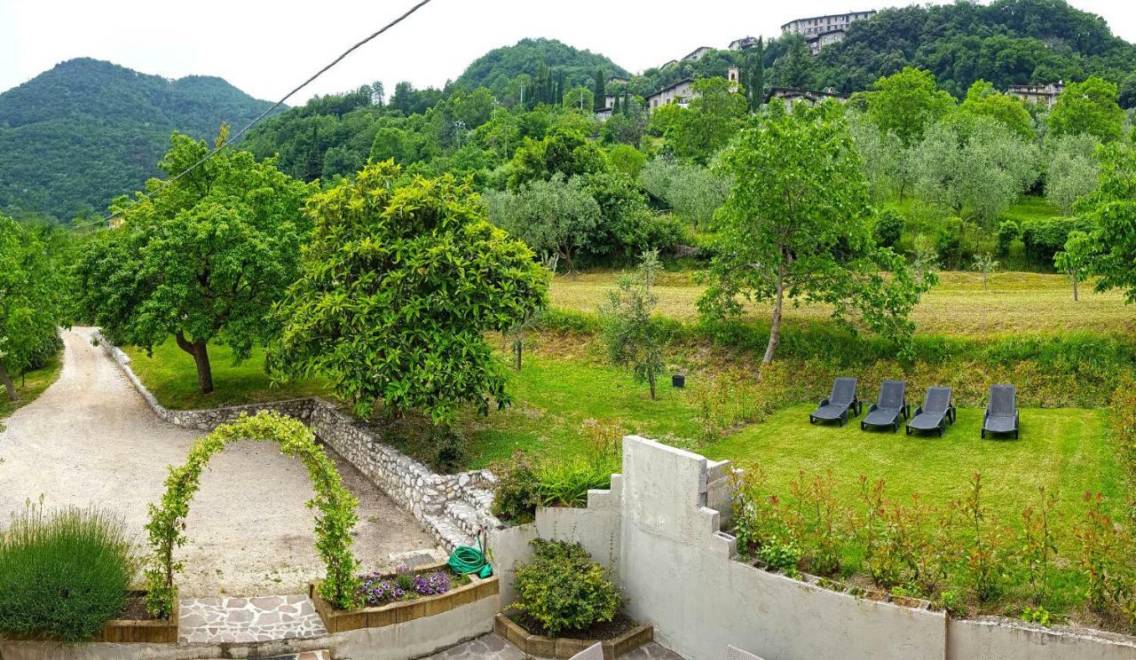 Casa Gina Garden And View By Gardadomusmea Holiday home