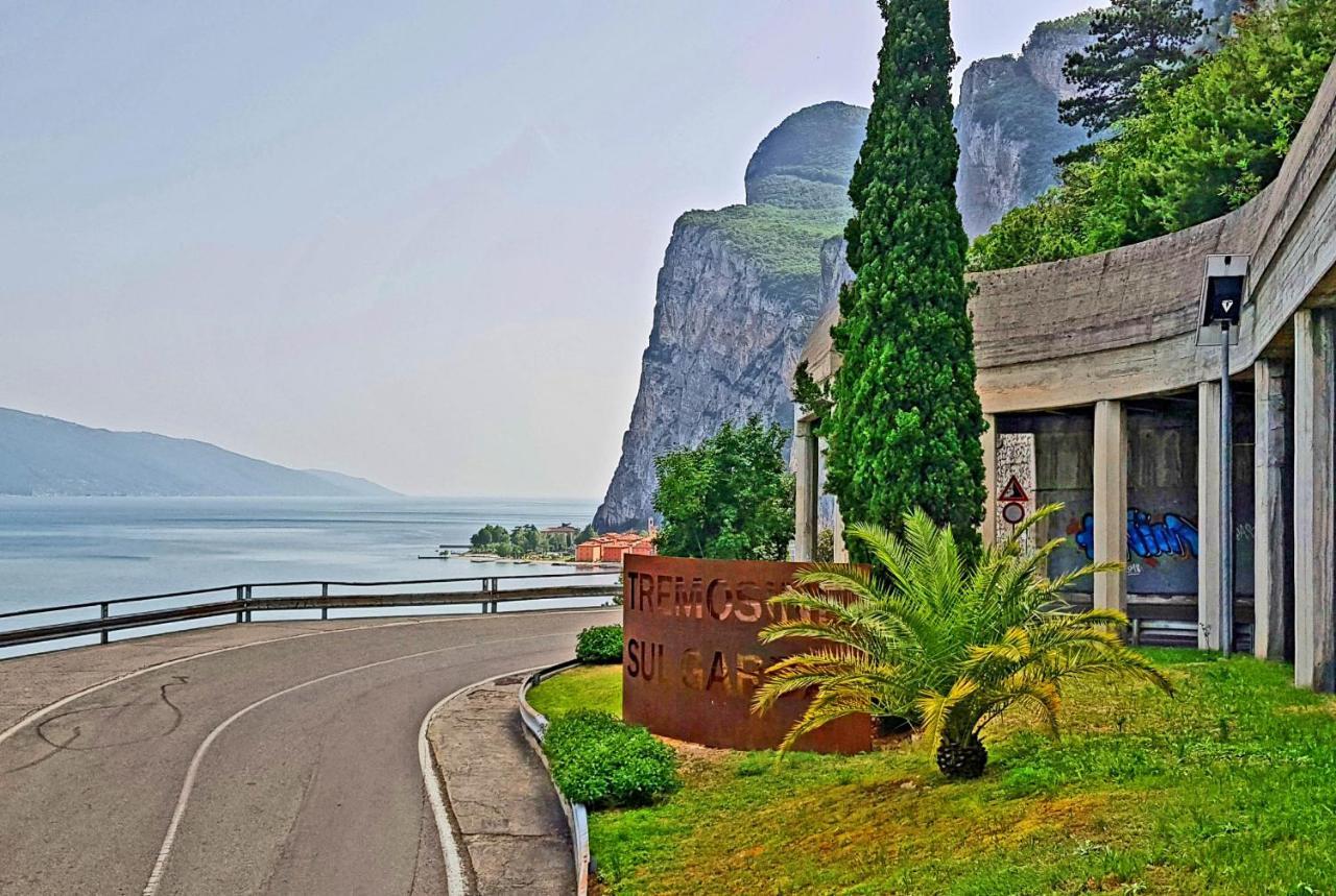 Casa Gina Garden And View By Gardadomusmea Holiday home
